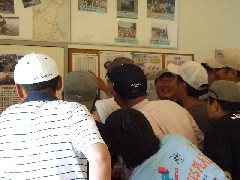 クリックすると大きな画像が開きます p07042161.jpg (106kb)