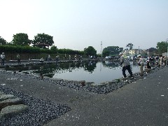 �N���b�N����Ƒ傫�ȉ摜���J���܂�
